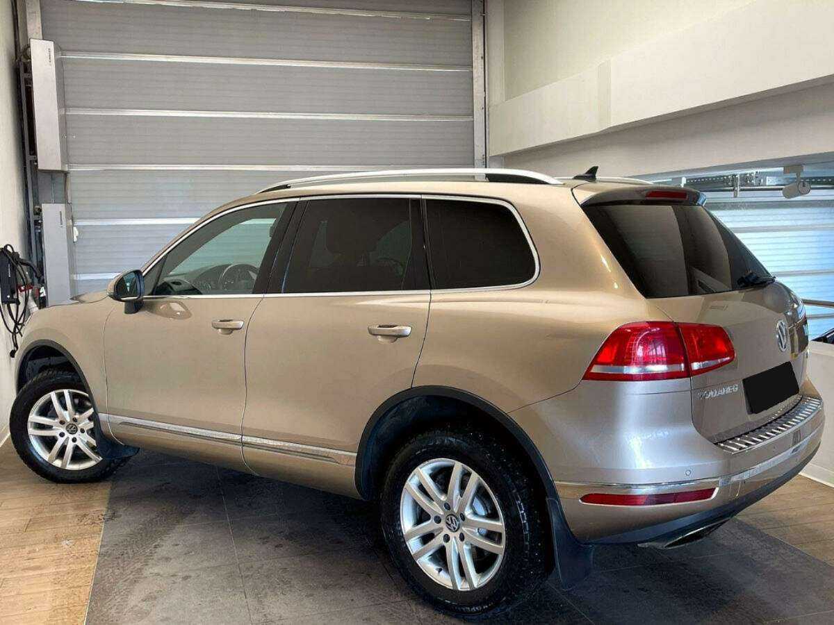 Volkswagen Touareg 2015 года с пробегом. Фото: #4