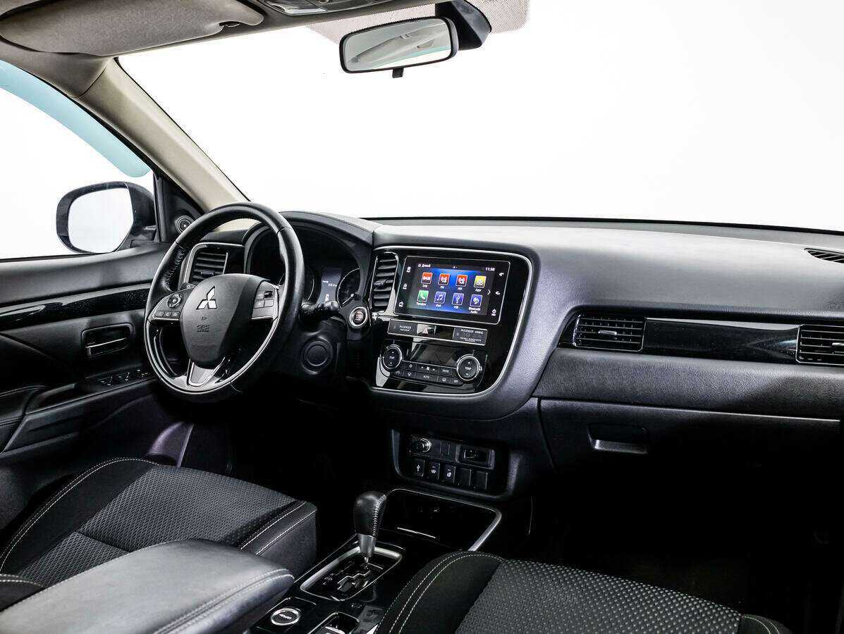 Mitsubishi Outlander 2018 года с пробегом. Фото: #6