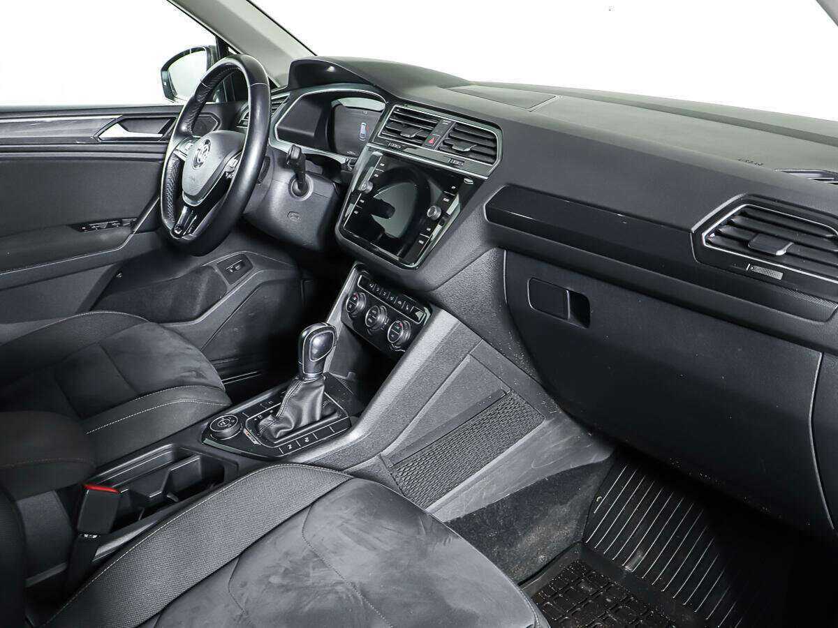 Volkswagen Tiguan 2018 года с пробегом. Фото: #9