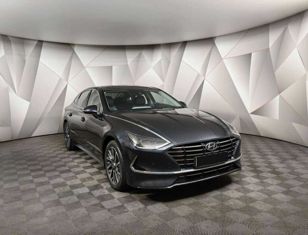 Hyundai Sonata 2022 года с пробегом. Фото: #2
