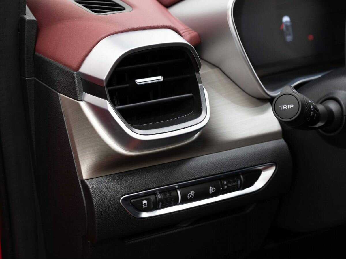 Geely Coolray 2023 года с пробегом. Фото: #17