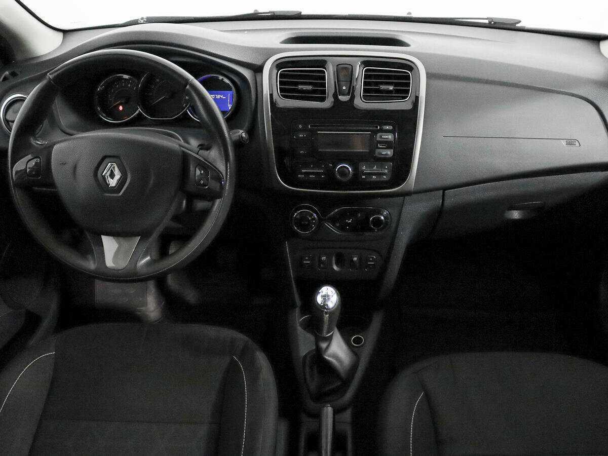 Renault Sandero 2015 года с пробегом. Фото: #9