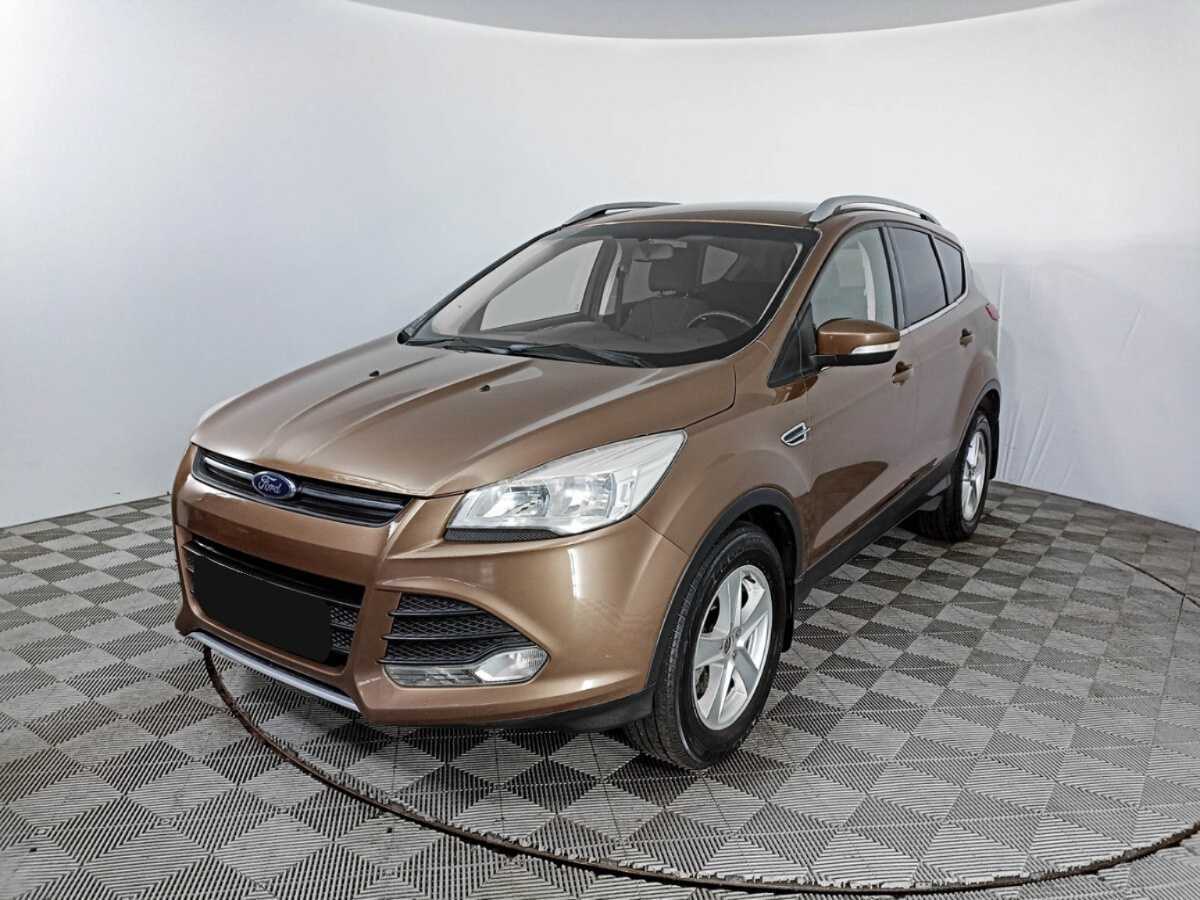 Ford Kuga 2013 года с пробегом. Фото: #0