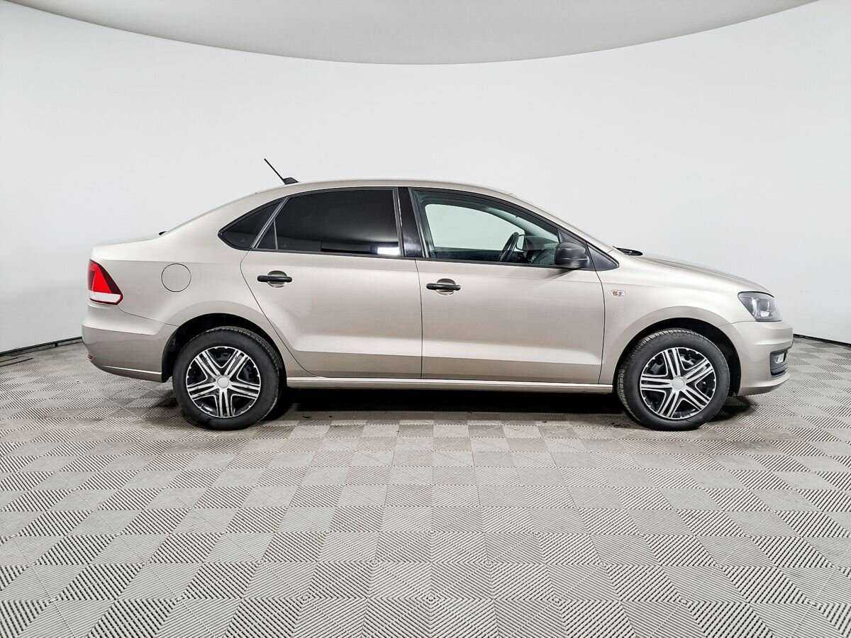 Volkswagen Polo 2018 года с пробегом. Фото: #3