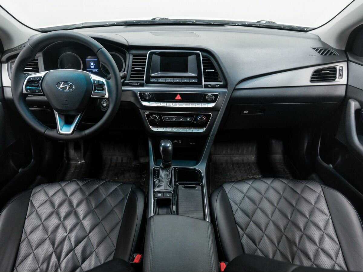 Hyundai Sonata 2019 года с пробегом. Фото: #9