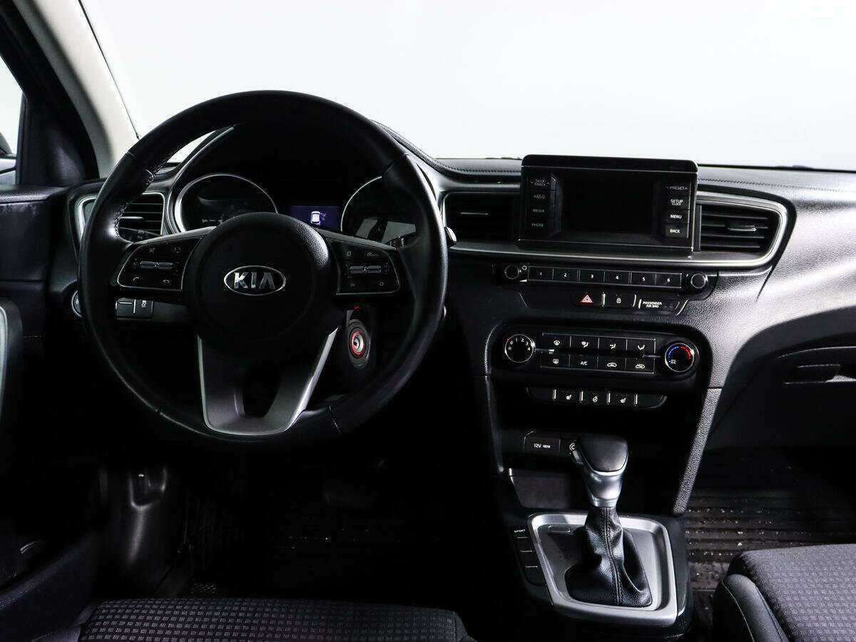 Kia Ceed 2019 года с пробегом. Фото: #9