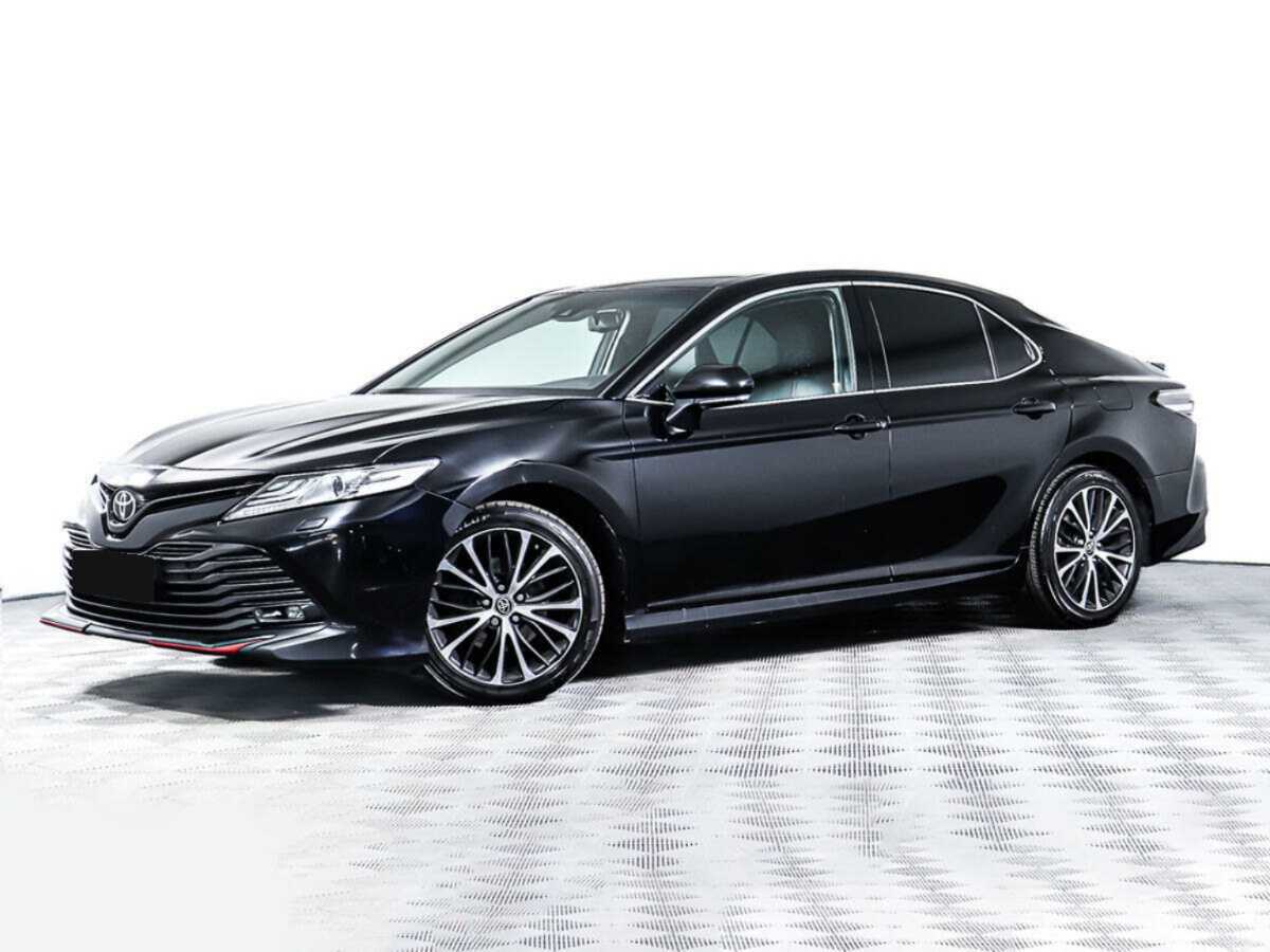 Toyota Camry 2020 года с пробегом. Посмотреть фото