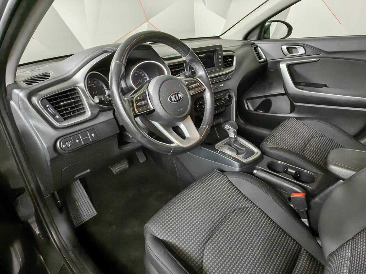 Kia Ceed 2018 года с пробегом. Фото: #13