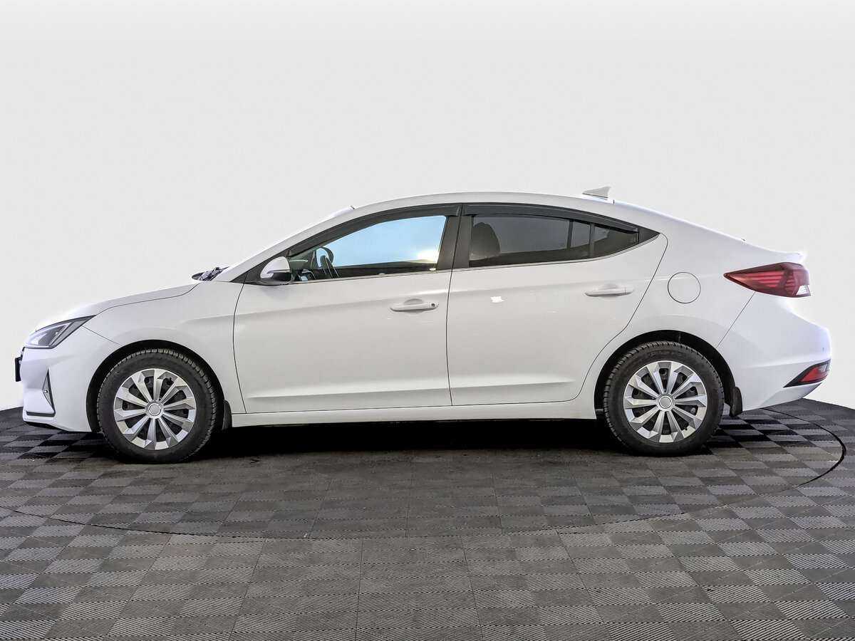 Hyundai Elantra 2020 года с пробегом. Фото: #7