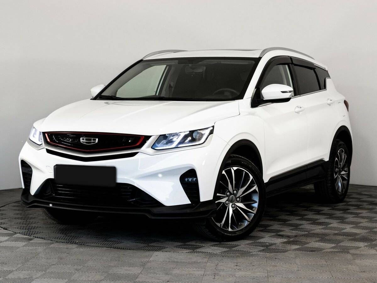Geely Coolray 2023 года с пробегом. Посмотреть фото