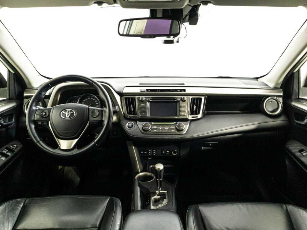 Toyota RAV4 2013 года с пробегом. Фото: #11