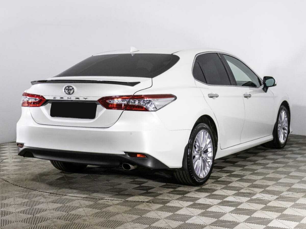 Toyota Camry 2020 года с пробегом. Фото: #4