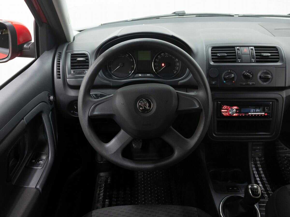 Skoda Fabia 2013 года с пробегом. Фото: #14