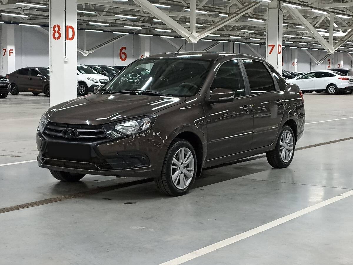 Lada (ВАЗ) Granta 2022 года с пробегом. Посмотреть фото