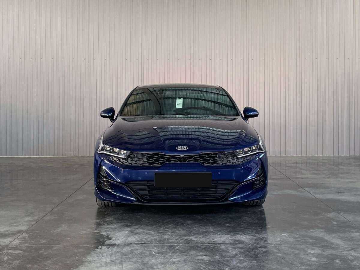 Kia K5 2021 года с пробегом. Фото: #1