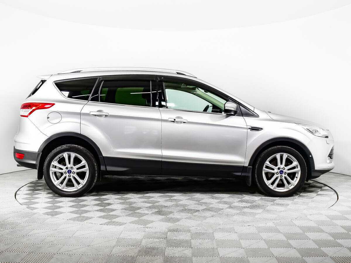 Ford Kuga 2013 года с пробегом. Фото: #3