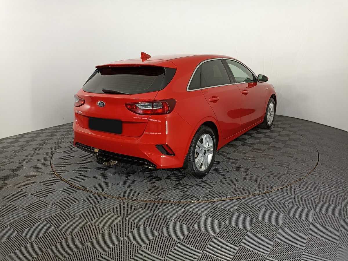 Kia Ceed 2018 года с пробегом. Фото: #3