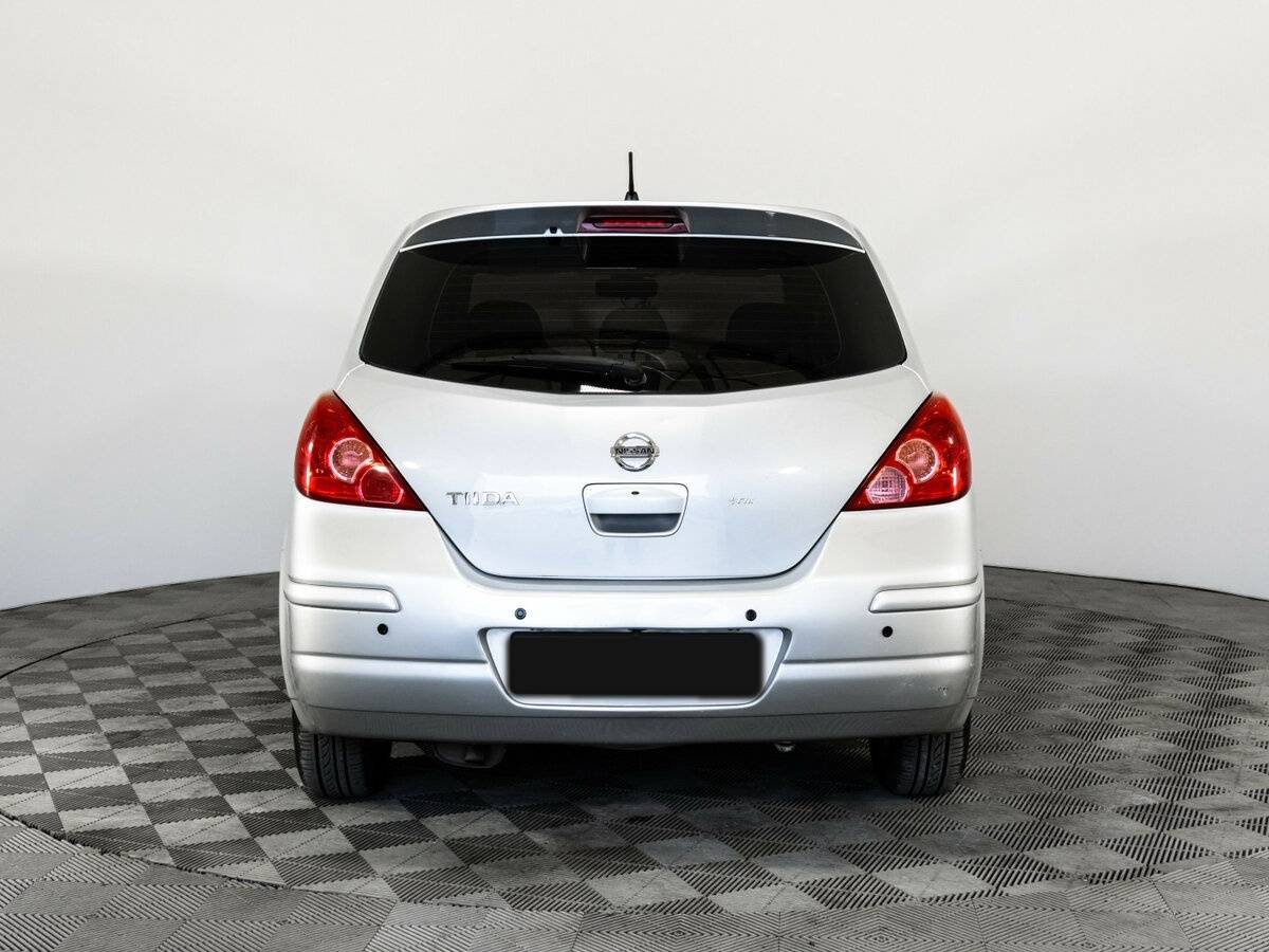 Nissan Tiida 2013 года с пробегом. Фото: #4