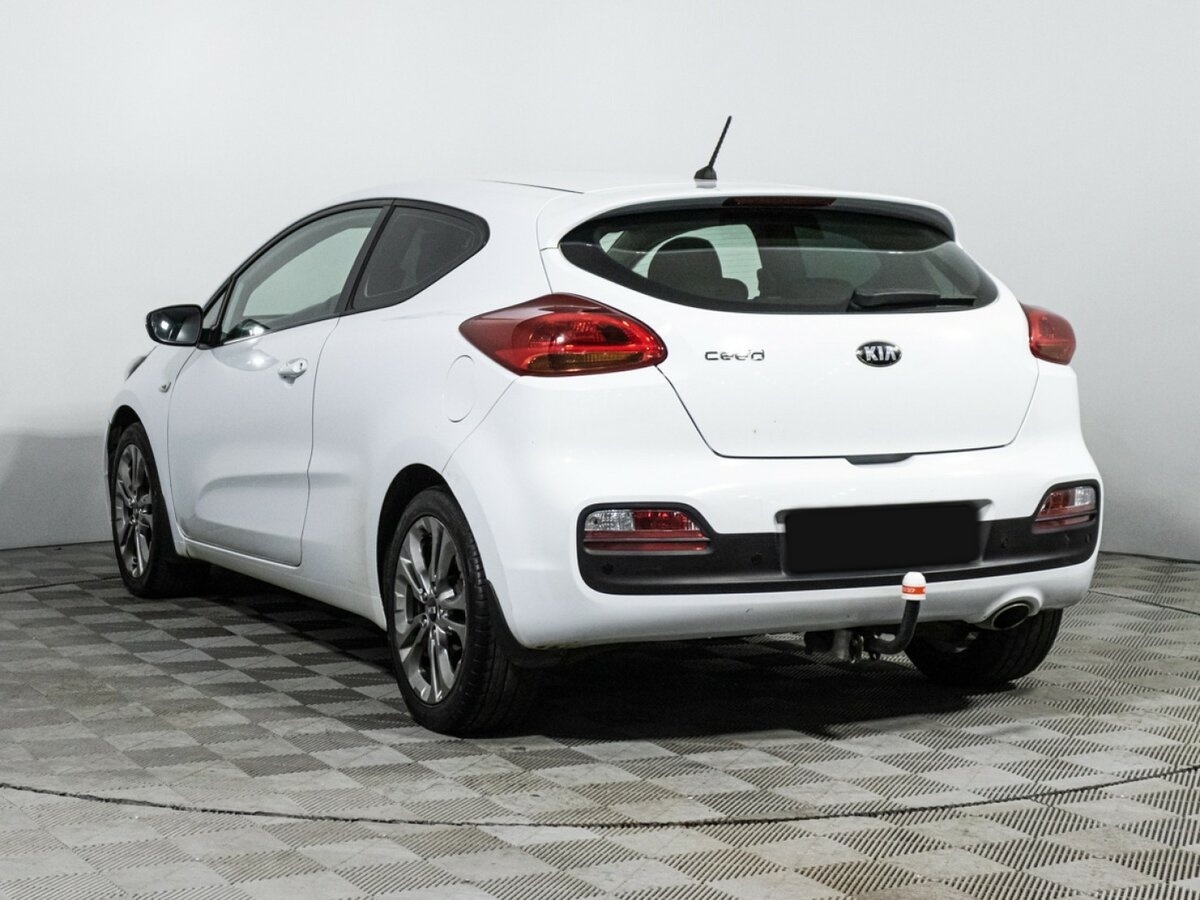 Kia Ceed 2013 года с пробегом. Фото: #6