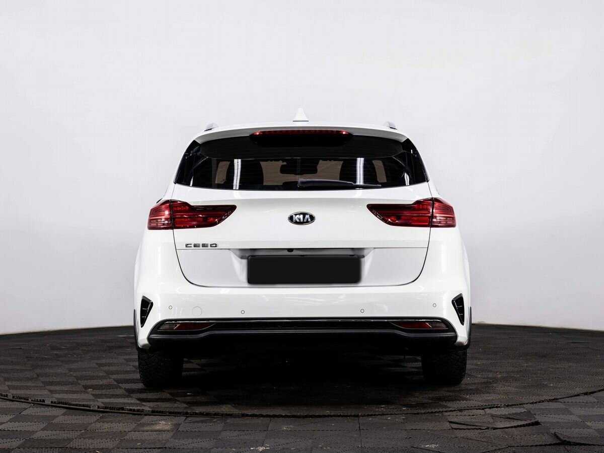 Kia Ceed 2018 года с пробегом. Фото: #4