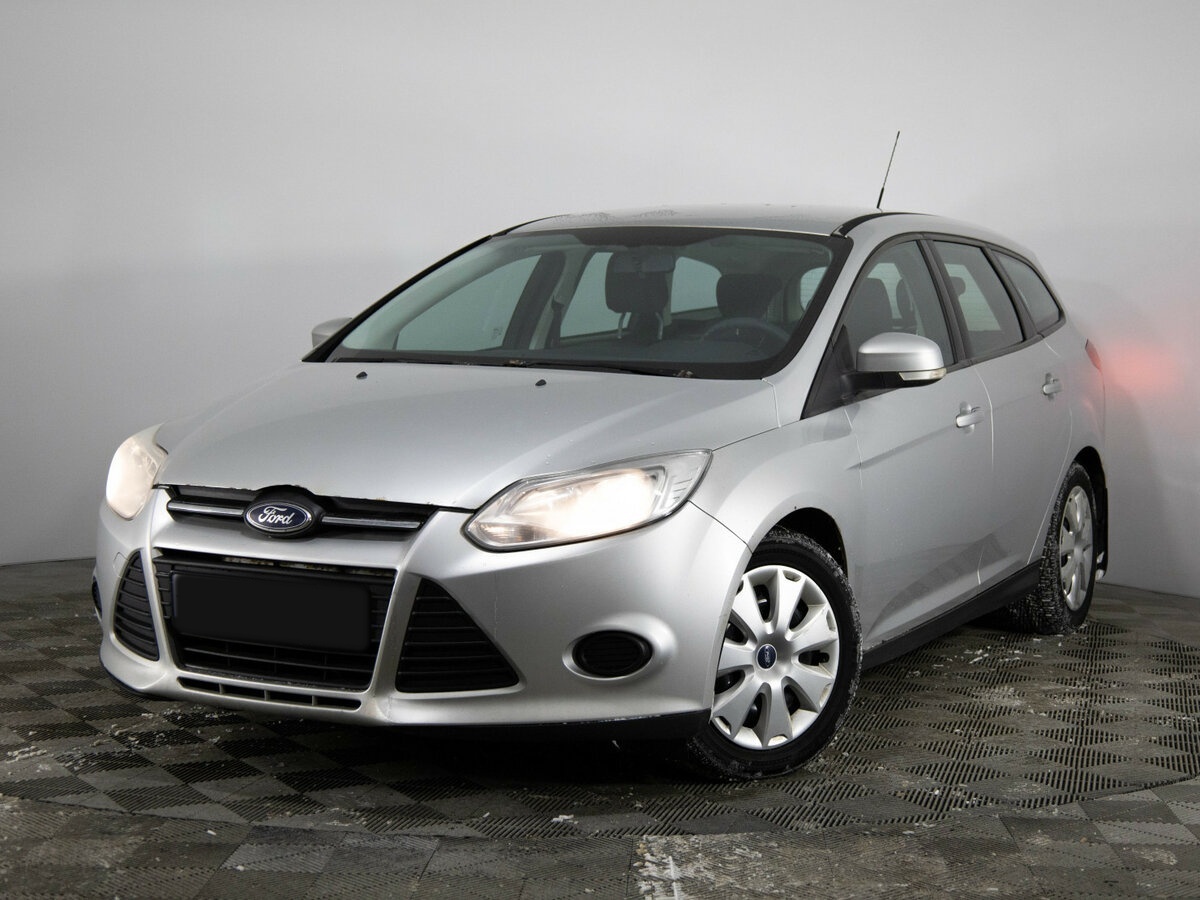 Ford Focus 2012 года с пробегом. Посмотреть фото
