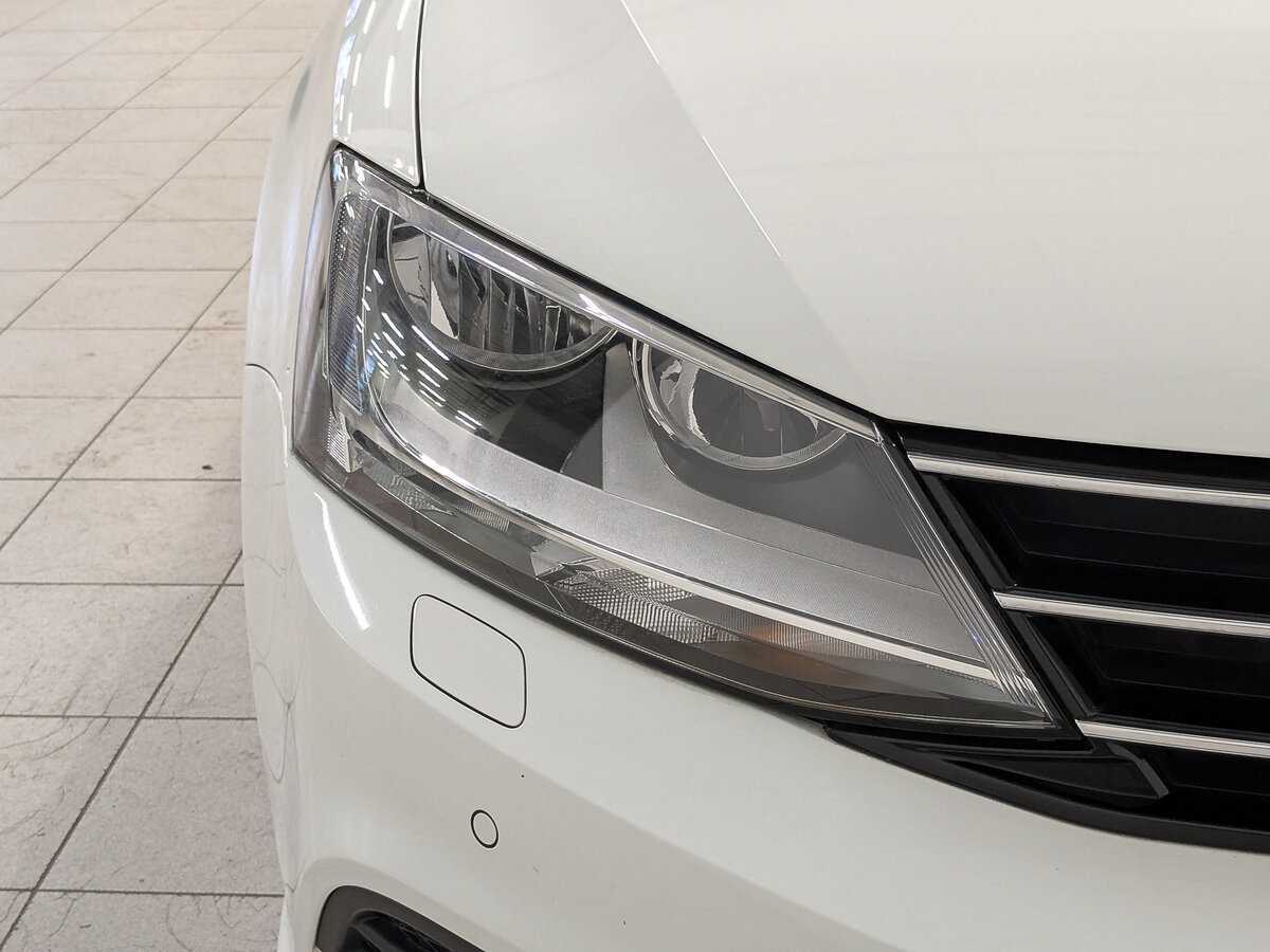 Volkswagen Jetta 2016 года с пробегом. Фото: #10