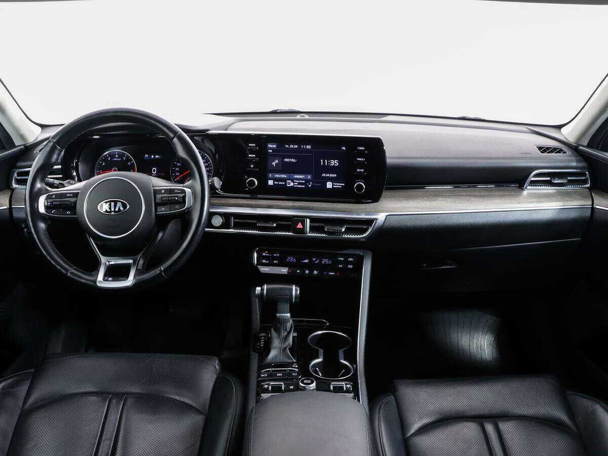 Kia K5 2021 года с пробегом. Фото: #8
