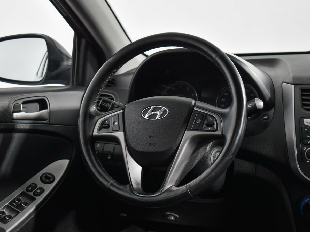 Hyundai Solaris 2016 года с пробегом. Фото: #16