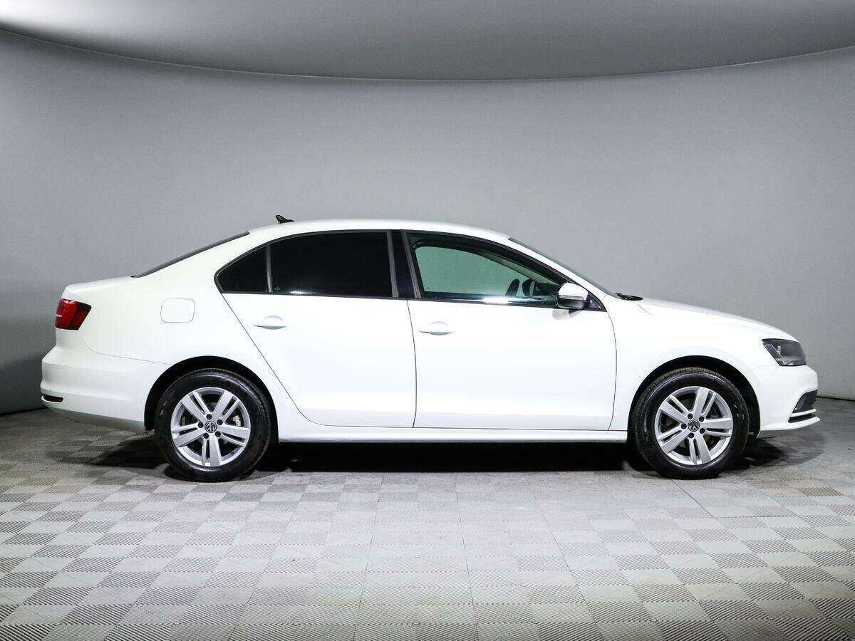 Volkswagen Jetta 2016 года с пробегом. Фото: #3