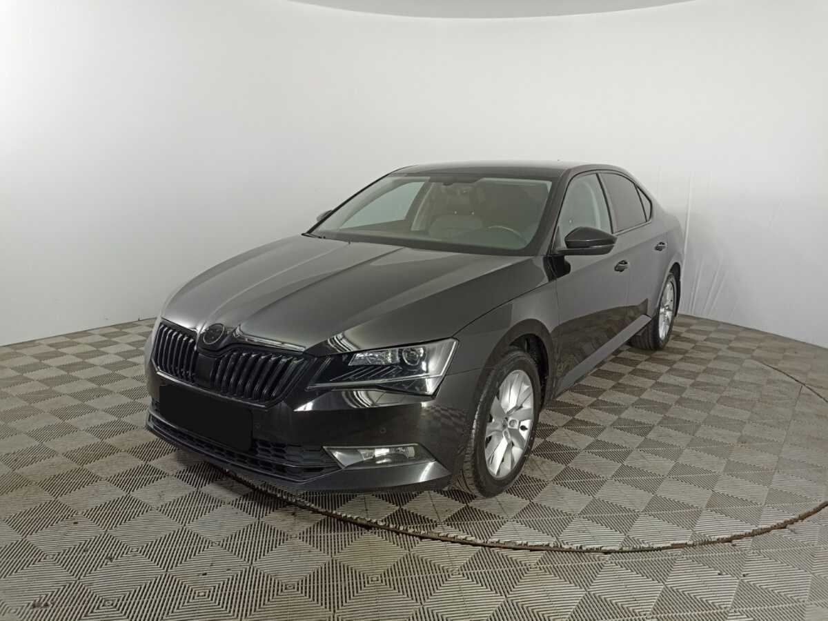 Skoda Superb 2018 года с пробегом. Фото: #0