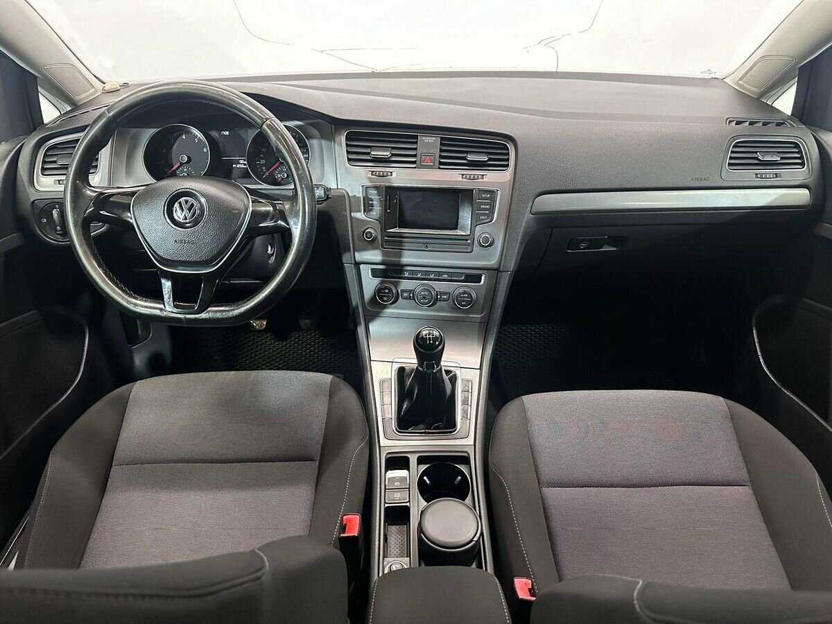 Volkswagen Golf 2013 года с пробегом. Фото: #8