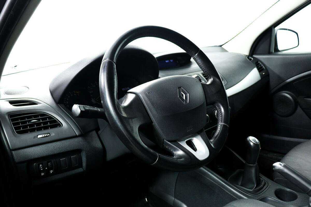 Renault Megane 2012 года с пробегом. Фото: #12