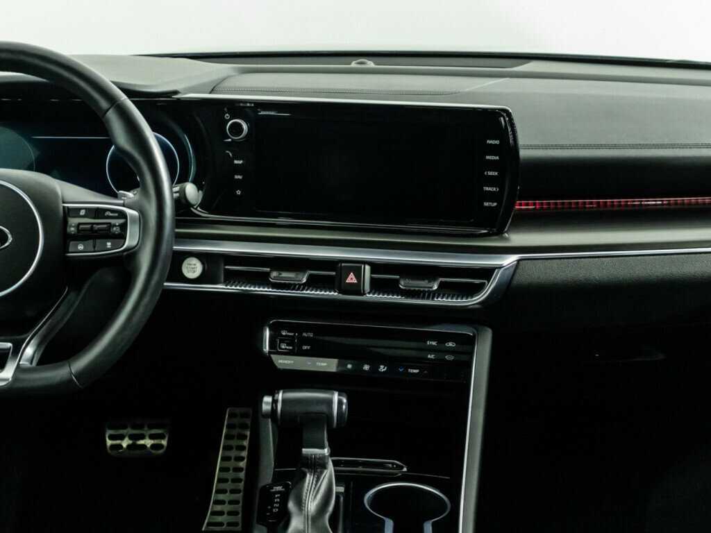 Kia K5 2020 года с пробегом. Фото: #13