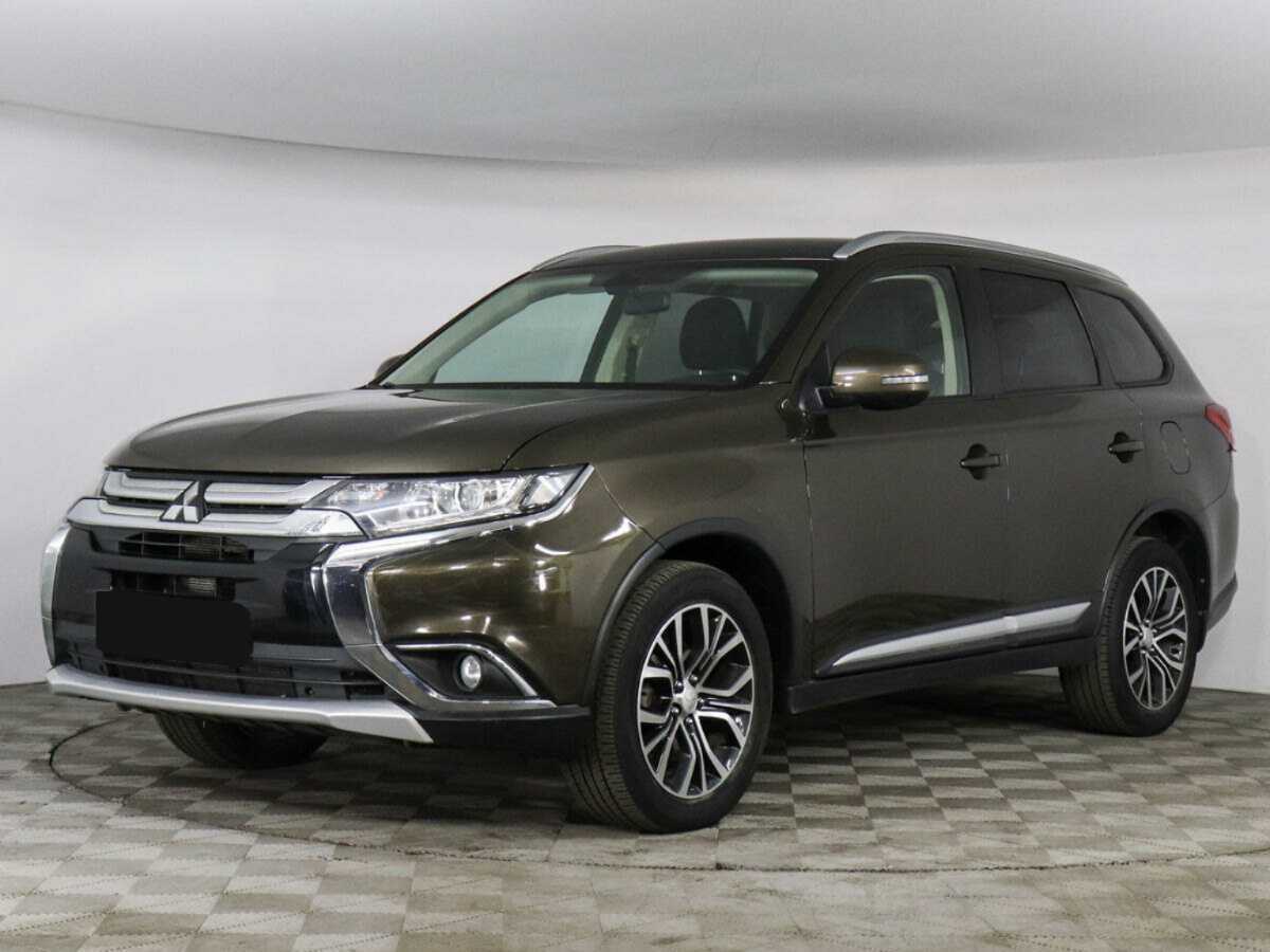 Mitsubishi Outlander 2018 года с пробегом. Фото: #0