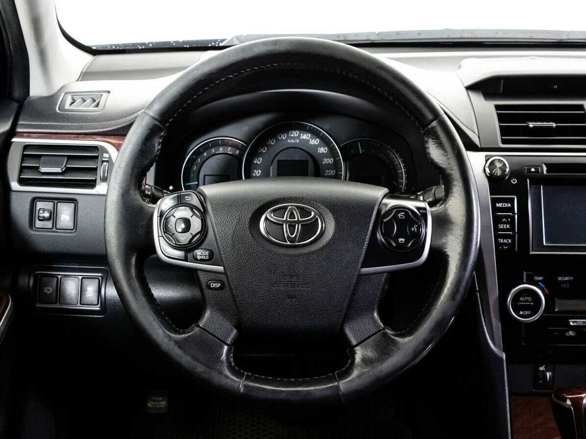 Toyota Camry 2014 года с пробегом. Фото: #9
