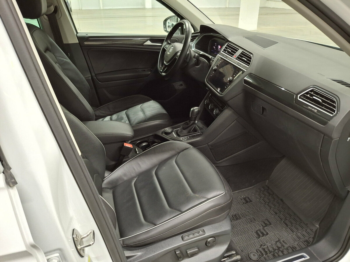 Volkswagen Tiguan 2020 года с пробегом. Фото: #10