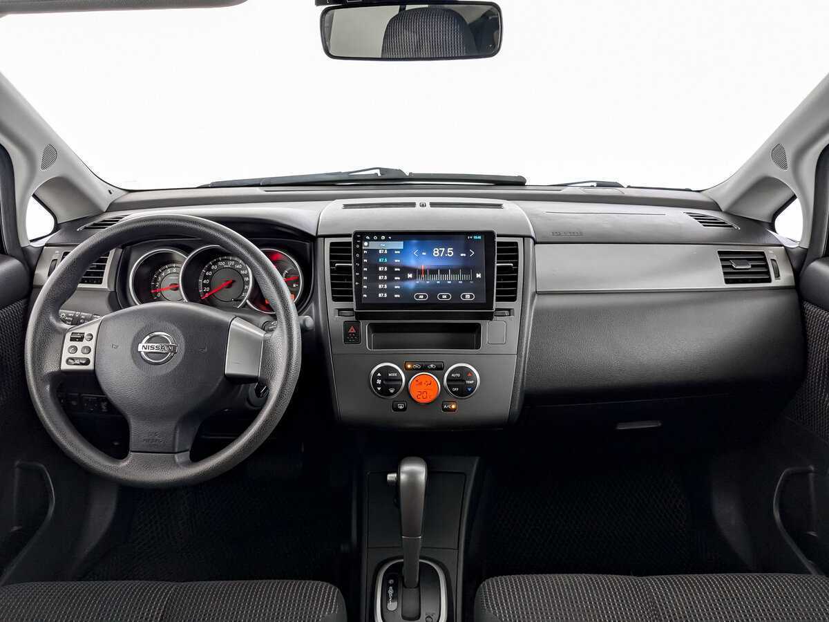 Nissan Tiida 2013 года с пробегом. Фото: #11