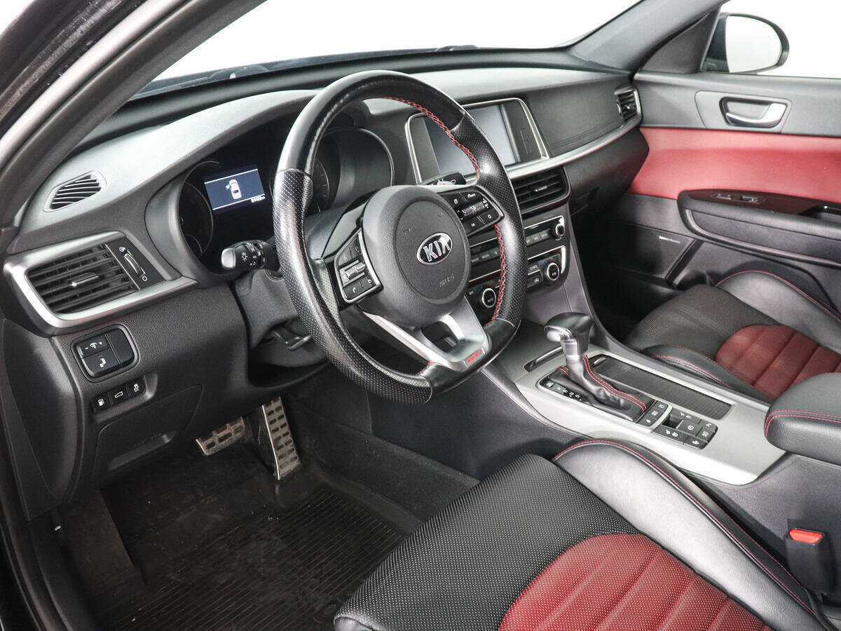 Kia Optima 2018 года с пробегом. Фото: #8