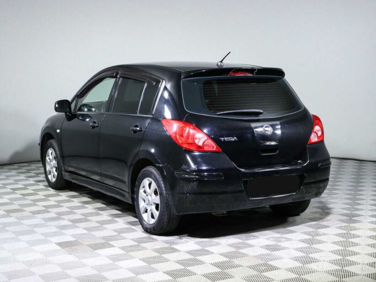 Nissan Tiida 2013 года с пробегом. Фото: #5