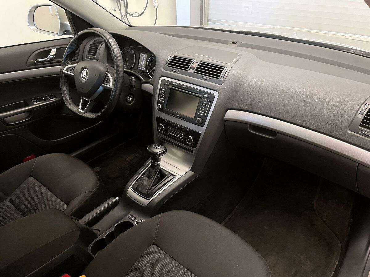 Skoda Octavia 2012 года с пробегом. Фото: #5