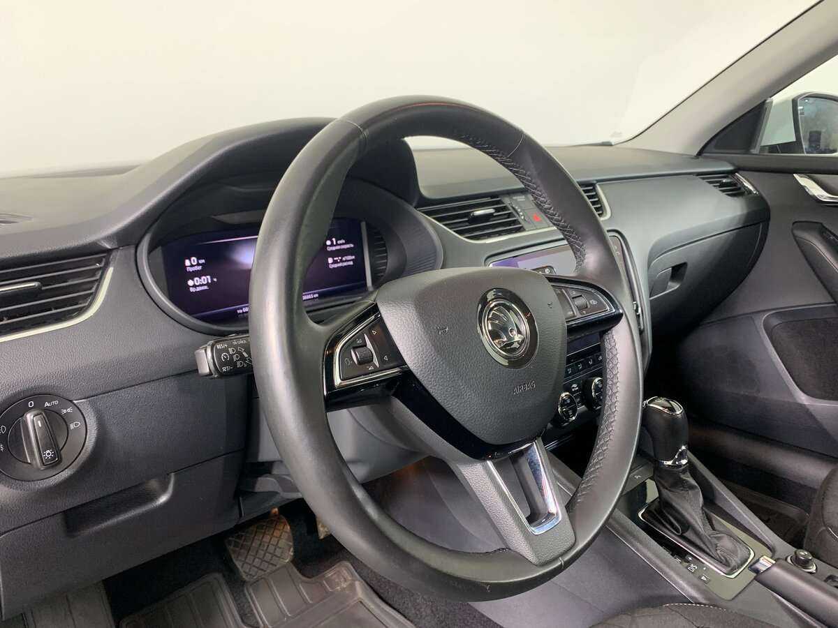 Skoda Octavia 2019 года с пробегом. Фото: #8