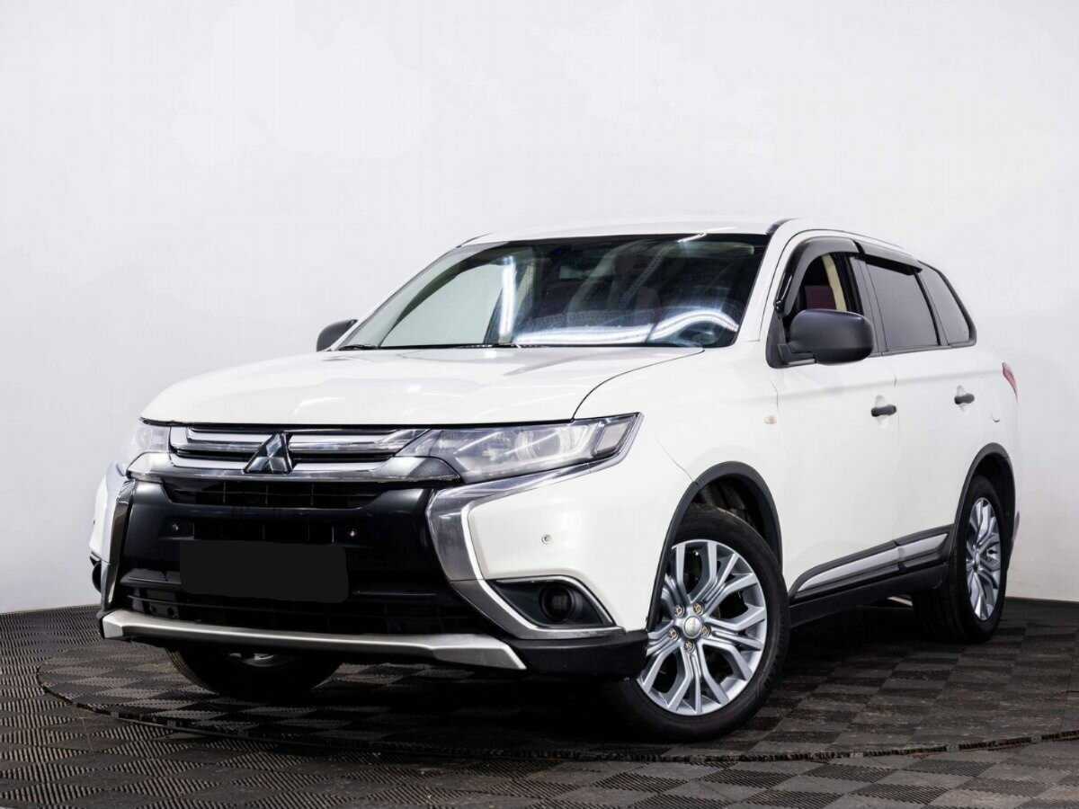 Mitsubishi Outlander 2018 года с пробегом. Фото: #0