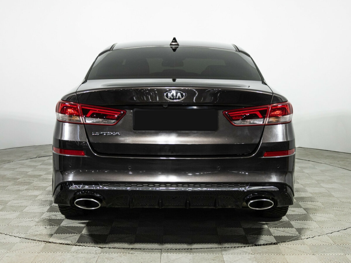 Kia Optima 2018 года с пробегом. Фото: #5