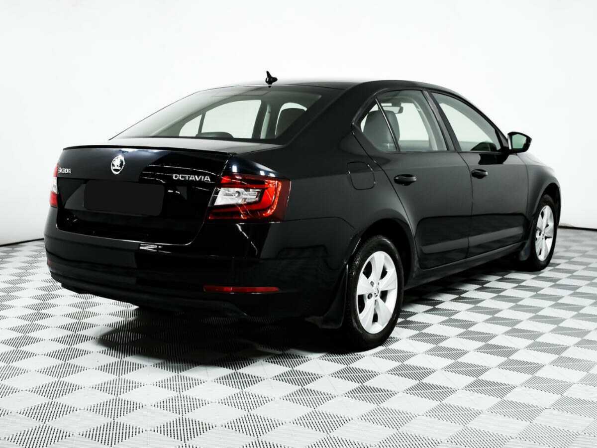 Skoda Octavia 2017 года с пробегом. Фото: #4