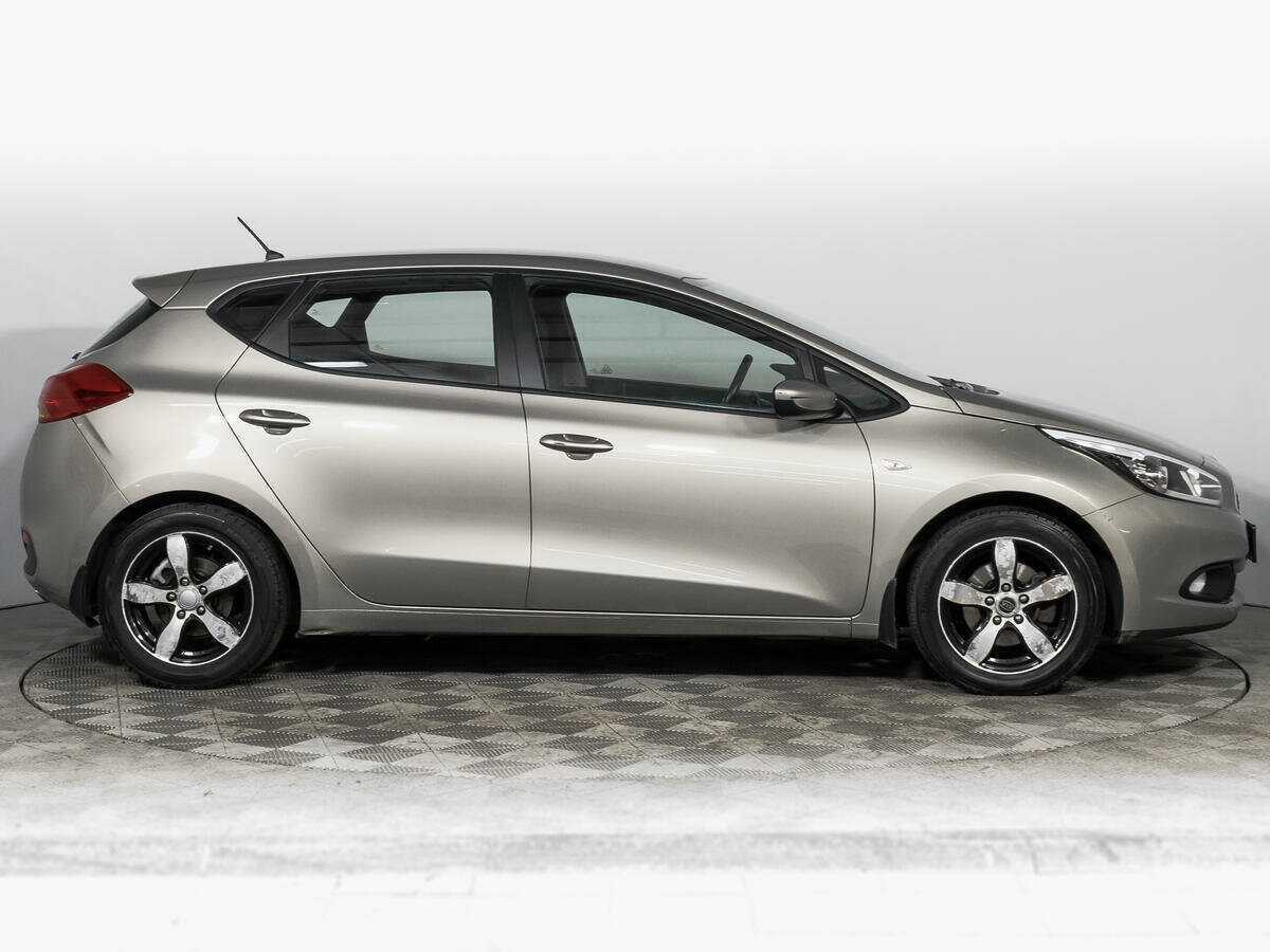 Kia Ceed 2015 года с пробегом. Фото: #3