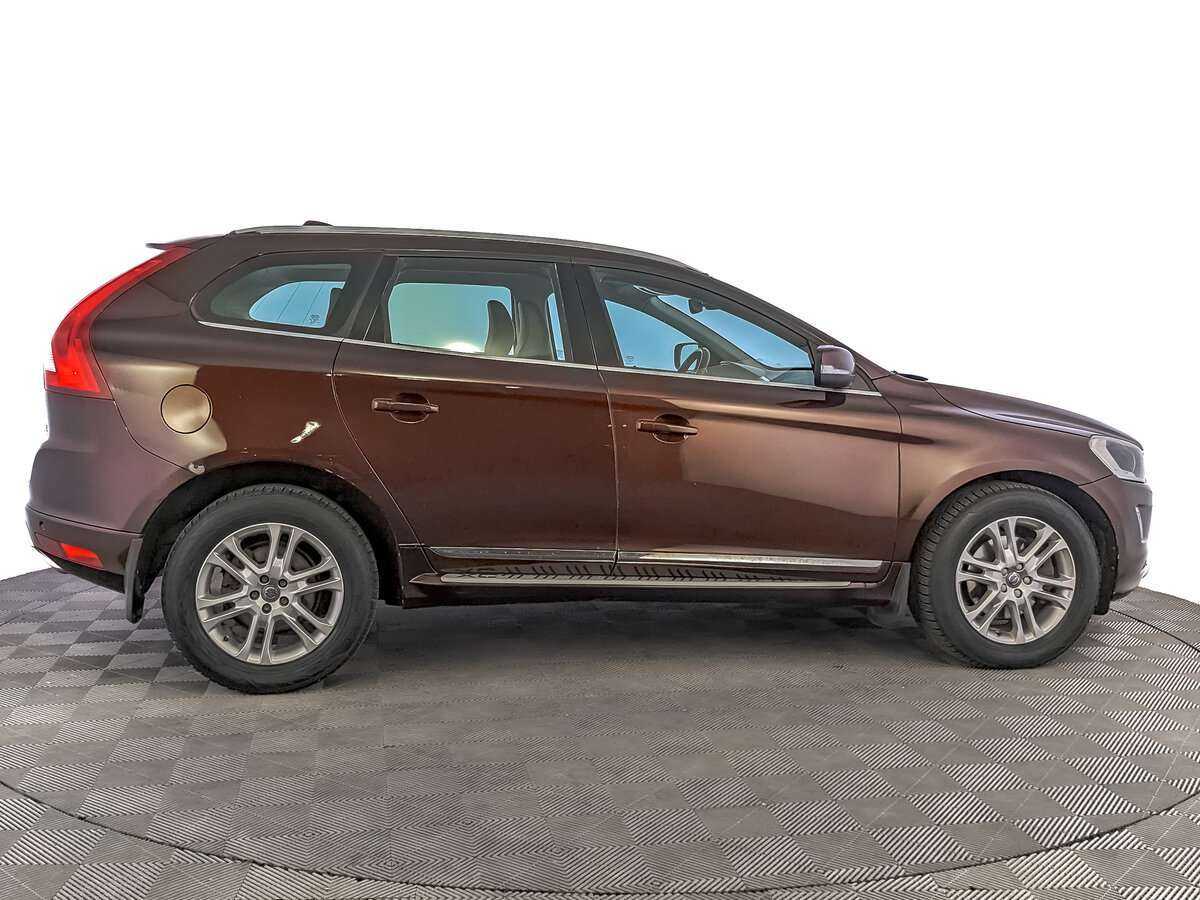 Volvo XC60 2015 года с пробегом. Фото: #3