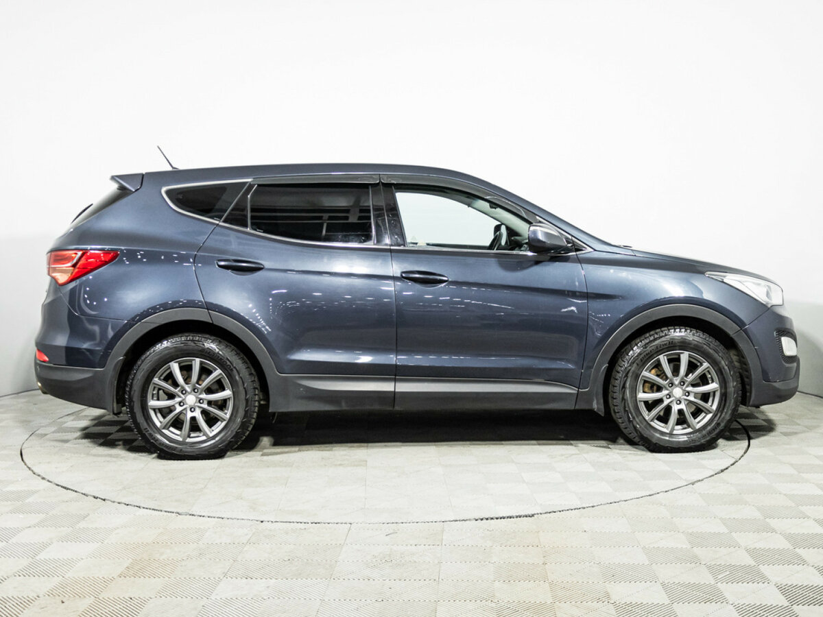 Hyundai Santa Fe 2012 года с пробегом. Фото: #3