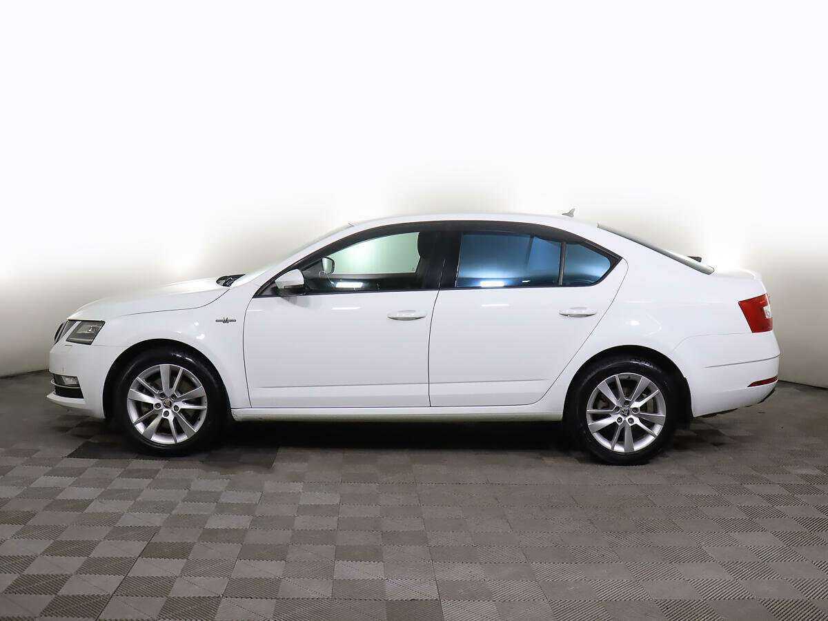 Skoda Octavia 2019 года с пробегом. Фото: #6