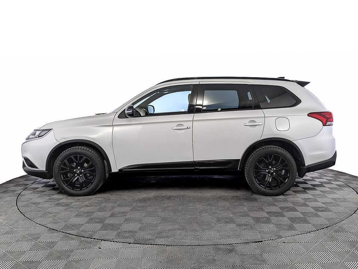 Mitsubishi Outlander 2022 года с пробегом. Фото: #7