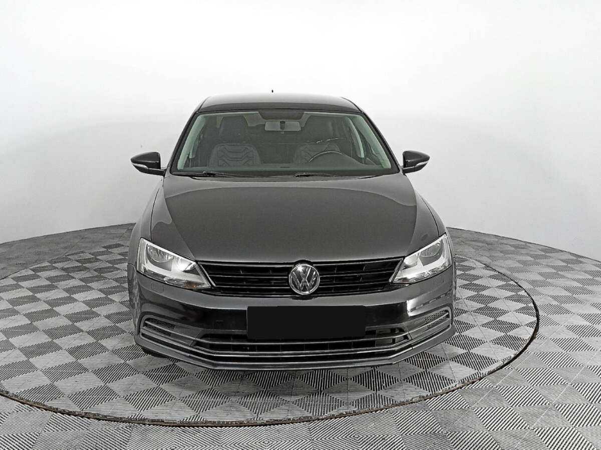 Volkswagen Jetta 2018 года с пробегом. Фото: #1